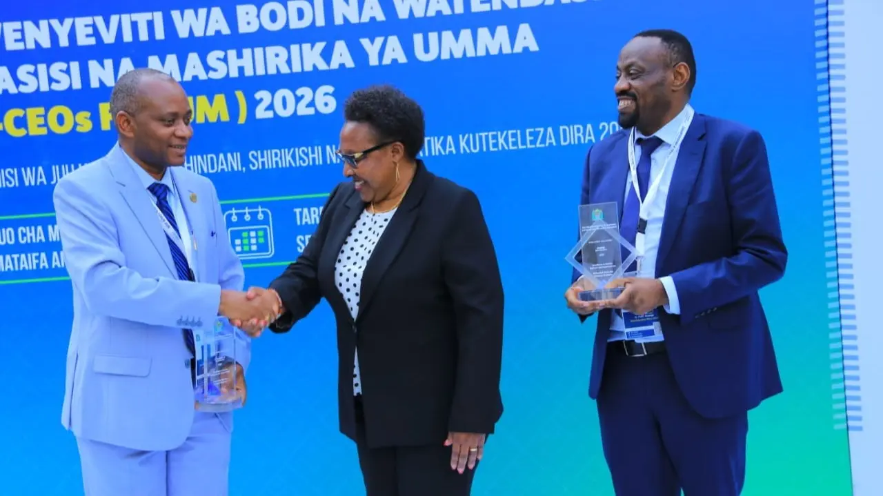 BMH YAPATA TUZO YA MSHINDI WA TATU KITAIFA KATIKA HUDUMA BOR ...