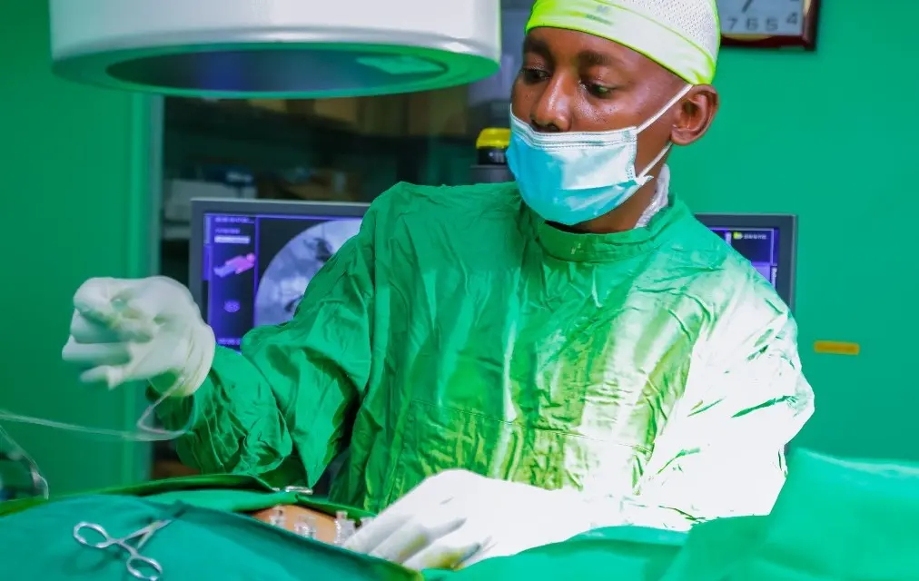 HOSPITALI YA BENJAMIN MKAPA YA ANZA MATIBABU YA KUONDOA MAUMIVU SUGU YA MGONGO BILA KUFANYA UPASUAJI (FACET INJECTIS AND EPIDURAL BLOCK )