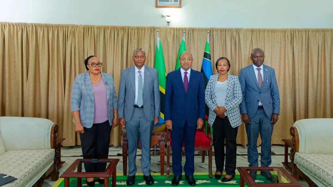 Kuelekea hitimisho la maadhimisho ya miaka 10 ya BMH; Mhe. Rais Mwinyi wa Zanzibar atembelewa na Viongozi wa BMH wakiongozwa na Prof Makubi, Mkurugenzi Mtendaji